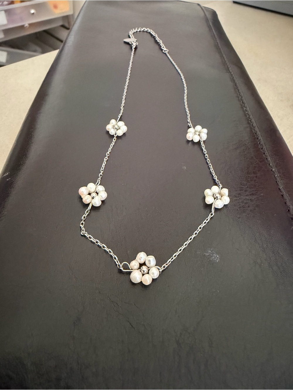 Zaana Brand Sandy Pearl Flower Silver Necklace